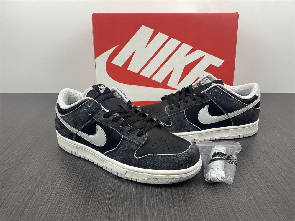 Dunk Low  DH7913-001
